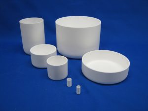Alumina cast product (crucible type D)