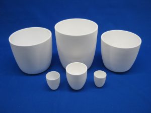Alumina cast product (crucible type C)